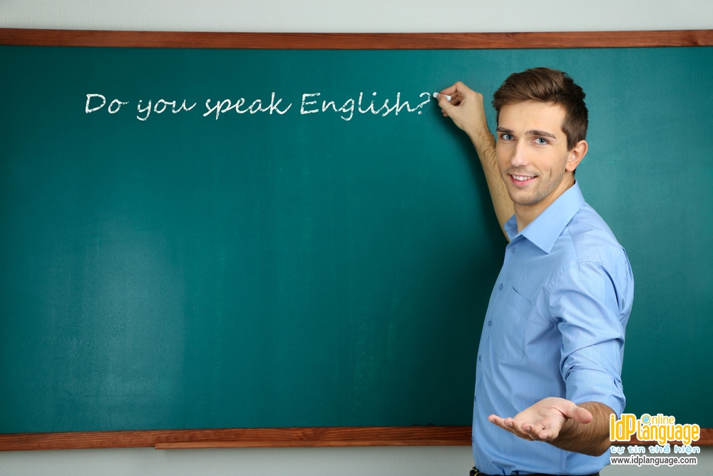 Học tiếng Anh với giáo viên nước ngoài có tốt không? Khám phá ngay lợi ích bất ngờ!