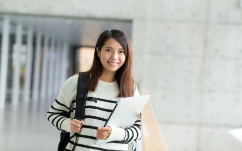 Tìm đề tiếng Anh lớp 4 có đáp án ở đâu uy tín? (Gợi ý những nguồn tài liệu chất lượng nhất)