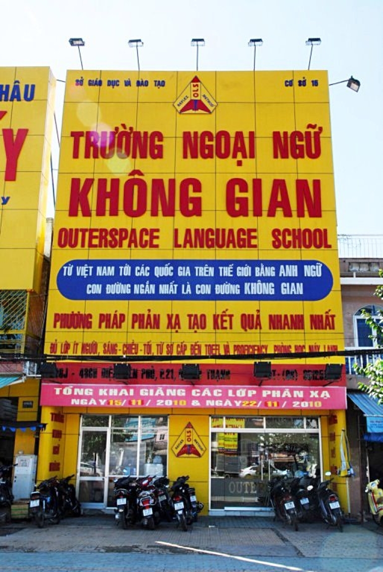 Trung tâm ngoại ngữ không gian có tốt không? Đánh giá từ học viên cũ.