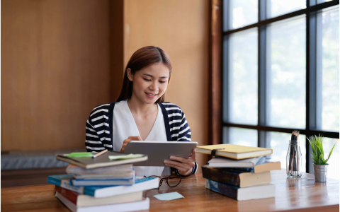 Làm sao học tiếng Anh cho người mới bắt đầu hiệu quả? (Tránh ngay những lỗi sai này)