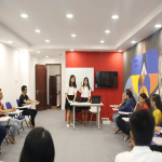 Trung tâm tiếng Anh Hà Nội nào tốt cho người mới? Địa chỉ lý tưởng cho người bắt đầu!