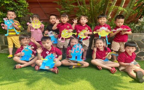 Con sợ làm bài tập tiếng anh lớp 4 phải làm sao? Cha mẹ đồng hành cùng con.