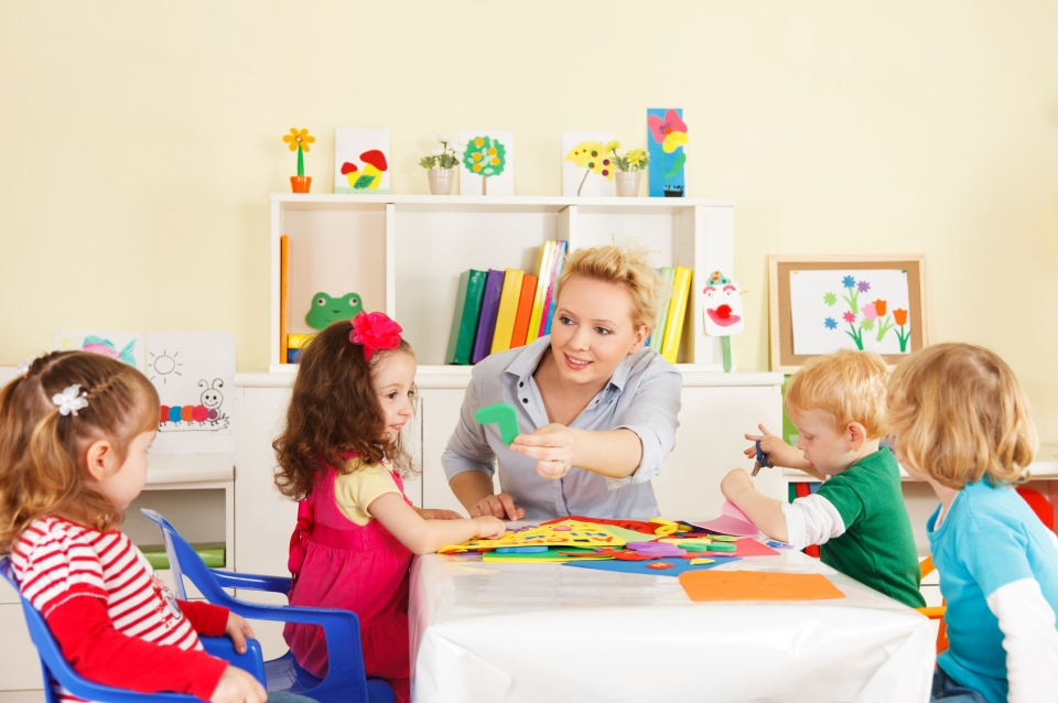 Cách dạy học tiếng Anh lớp 2 tại nhà hiệu quả? Kinh nghiệm thực tế từ chuyên gia.