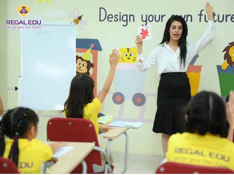Học tiếng Anh ở trung tâm nào tốt? Tìm hiểu 10 tiêu chí chọn nơi học tốt!