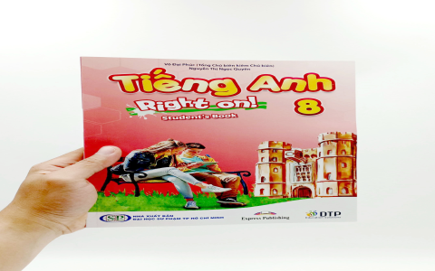 Tìm mua sách giáo khoa tiếng anh lớp 8? (Gợi ý chỗ mua sách uy tín)