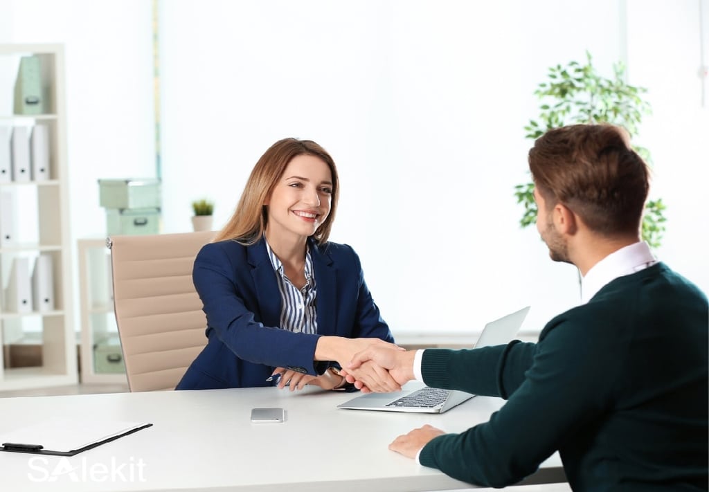 Tại sao học tiếng Anh cho người đi làm lại quan trọng? Mở ra nhiều cơ hội mới!