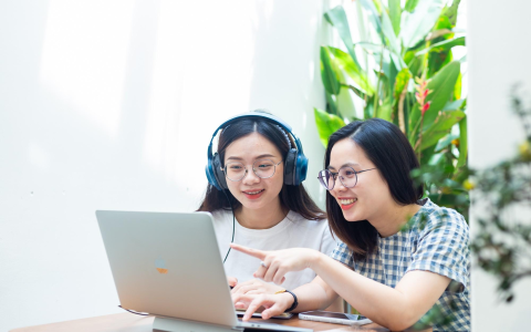 Học dễ dàng với phần mềm học tiếng anh miễn phí trên máy tính cho người mới bắt đầu.