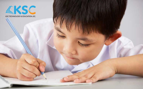 Có nên cho con học tiếng anh online hiệu quả? Tham khảo bí quyết từ chuyên gia!