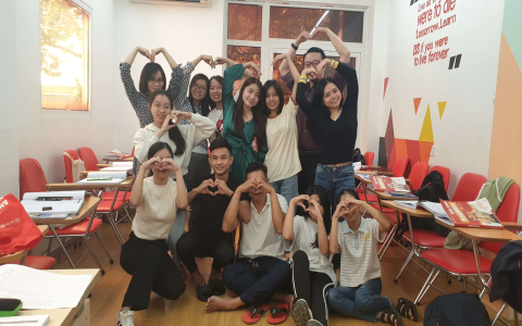 Chọn trung tâm học giao tiếp tiếng anh ở hà nội sao cho đúng cách