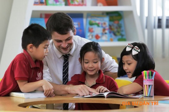 tìm gia sư dạy học tiếng anh giao tiếp trẻ em ở đâu uy tín chất lượng