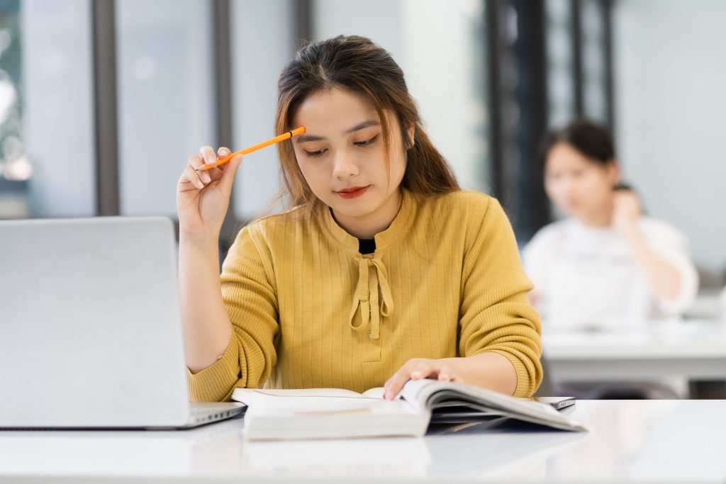 Muốn học tốt bài học tiếng anh cơ bản đầu tiên? Làm chủ 2 kỹ năng quan trọng này!