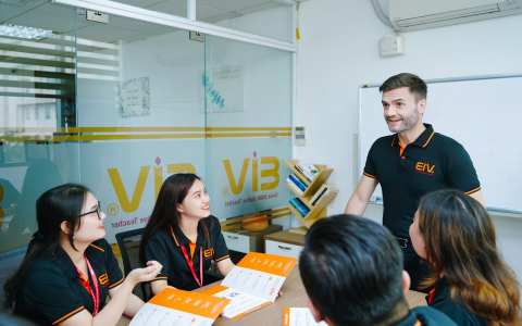 Top 10 trung tâm tiếng anh tốt nhất tphcm dành cho người đi làm