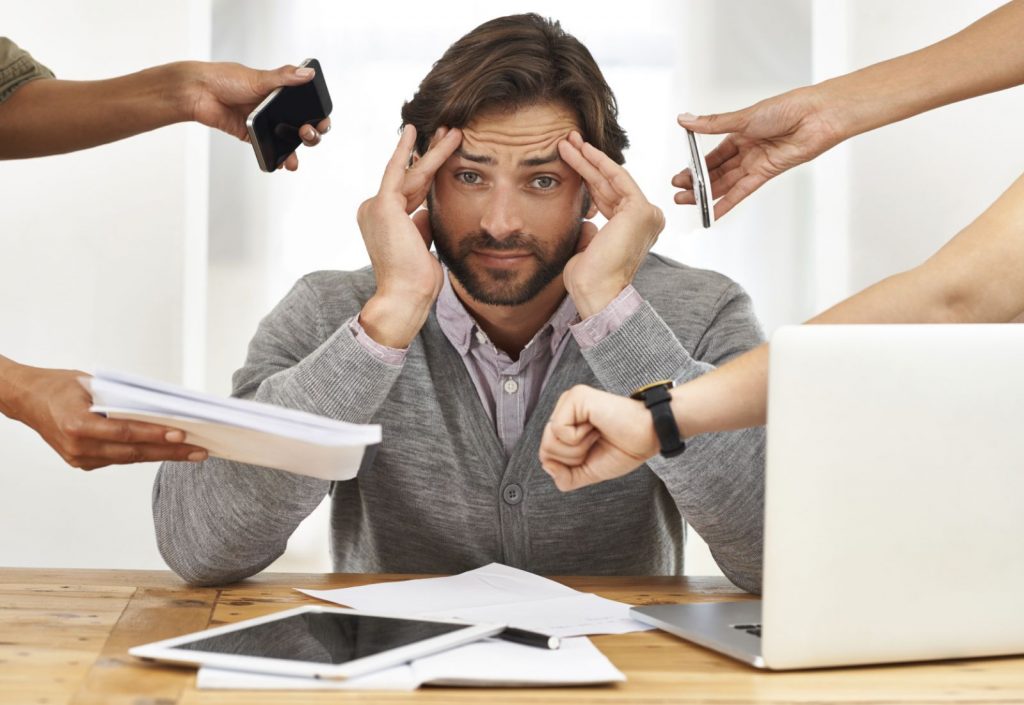 Người lớn mới học tiếng Anh có khó không? (Mẹo vượt qua rào cản nhanh chóng)
