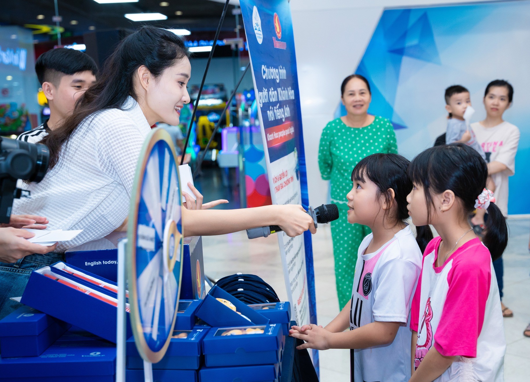 Học tiếng anh miễn phí tại nha trang chất lượng không? Kinh nghiệm thực tế chia sẻ